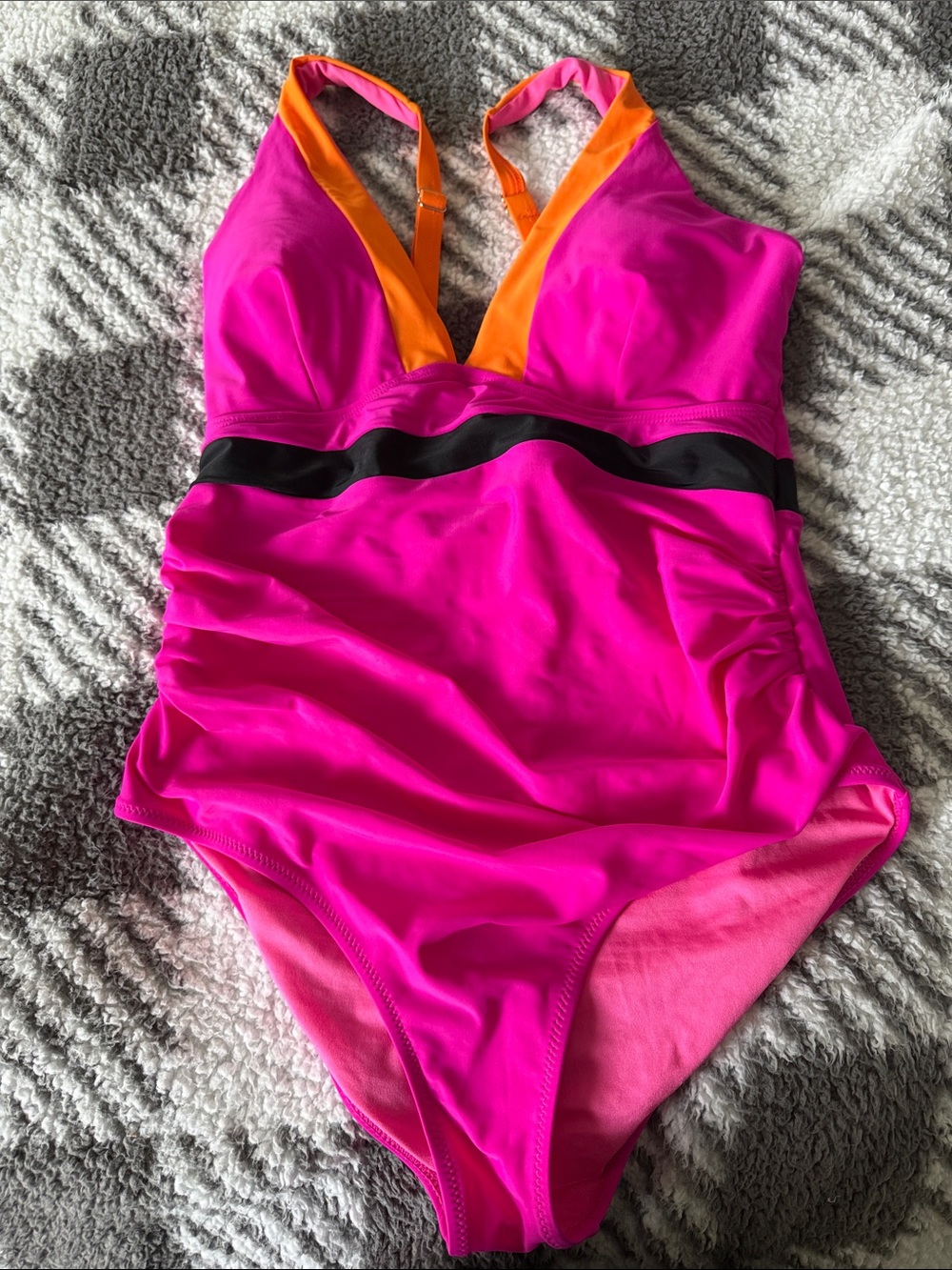 Women’s Hot Pink One-Piece Swimsuit with Orange Trim 🧡🩷
